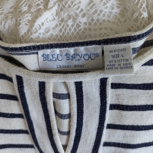 Below Bayou. Dress. A27 - Picture 7 of 7